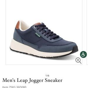 NEW Eastland Men's 8.5 Navy Leap Jogger Sneakers - Navy & Brown